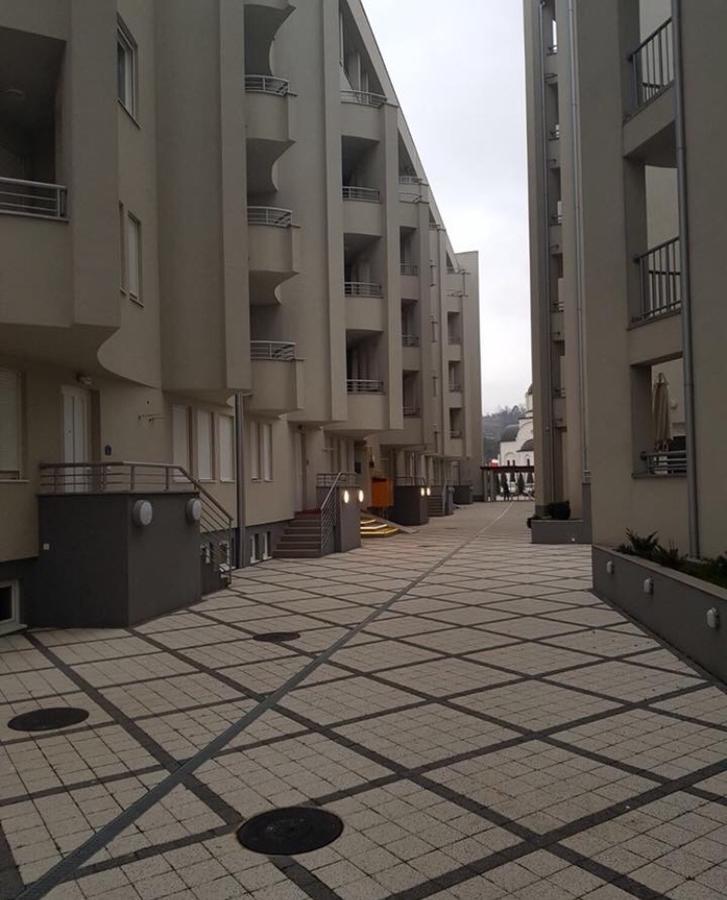 Holiday Wing Apartment 2 ياغودينا المظهر الخارجي الصورة